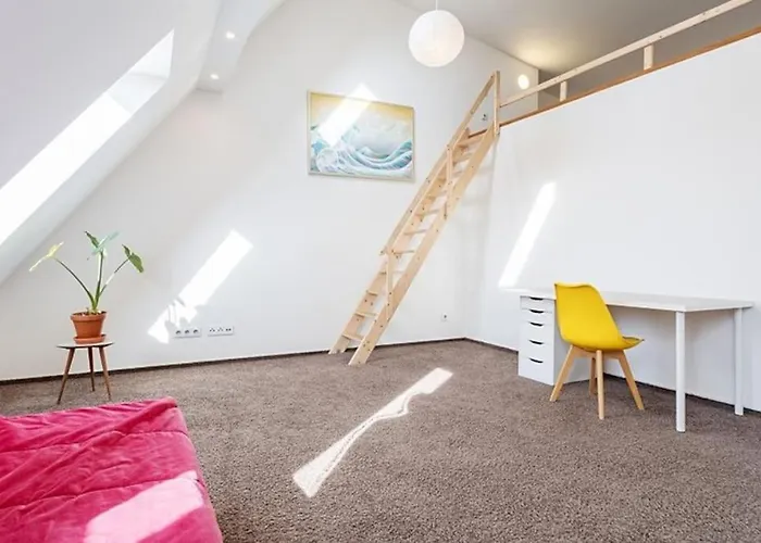Beautiful Loft-apartment With A Large Terrace Lejlighed *